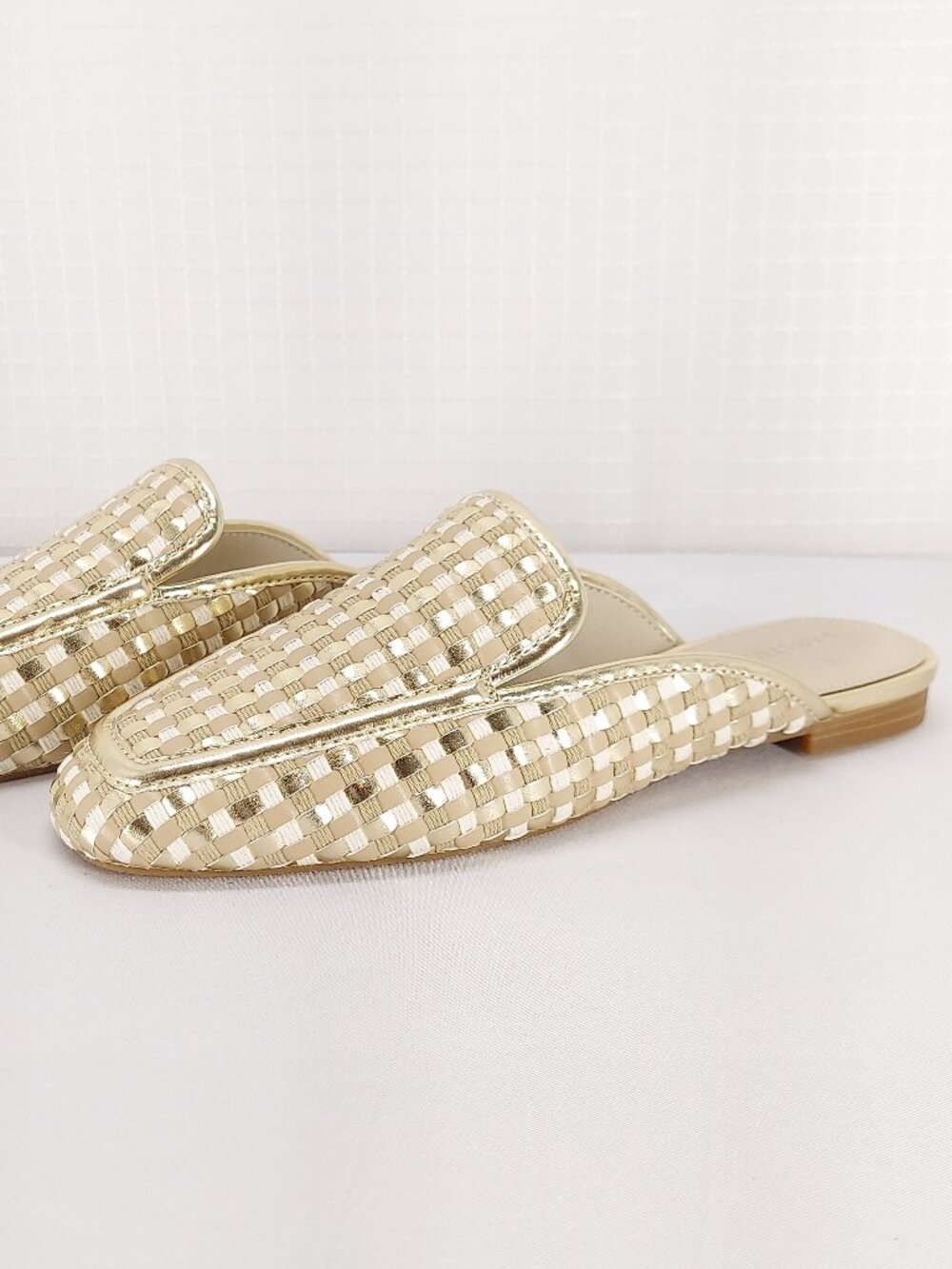 NWOB Sanctuary Big Thing Metallic Woven Mixed-Media Cushioned Mule